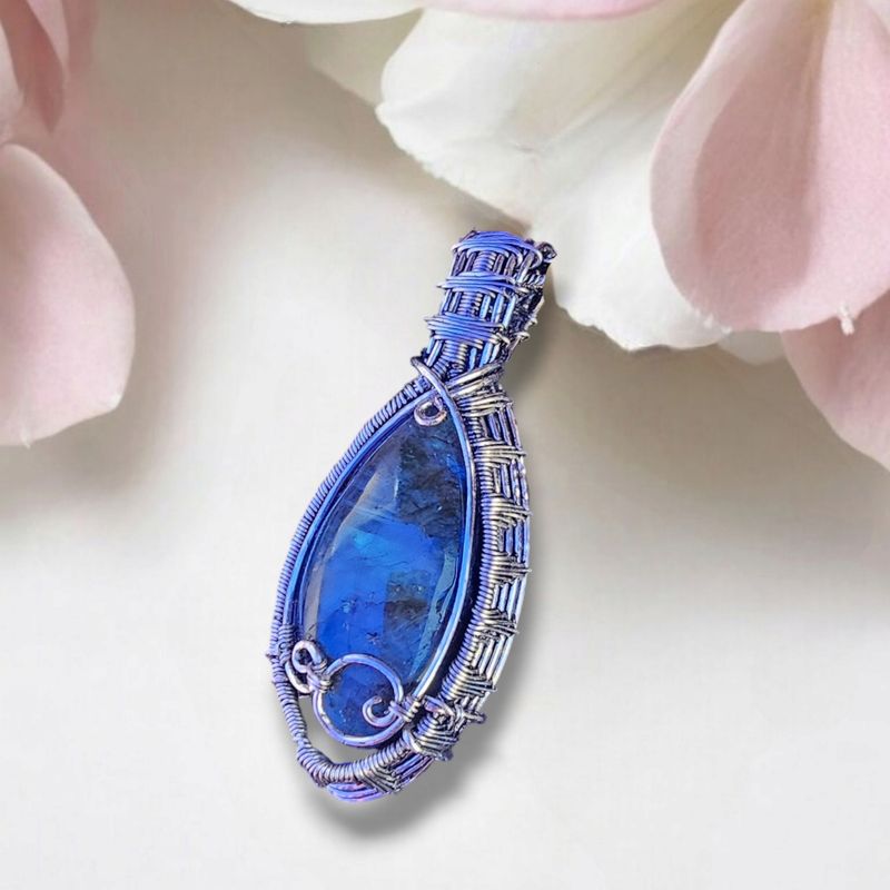 Labradorite Pendant
