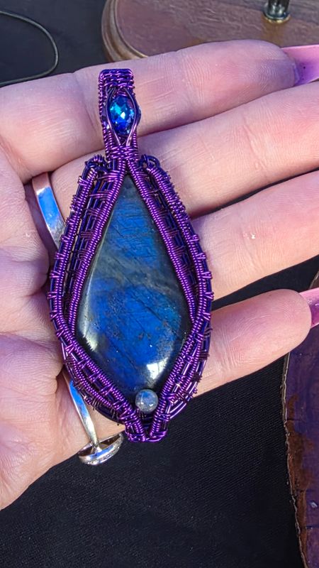 'Star' Labradorite Pendant