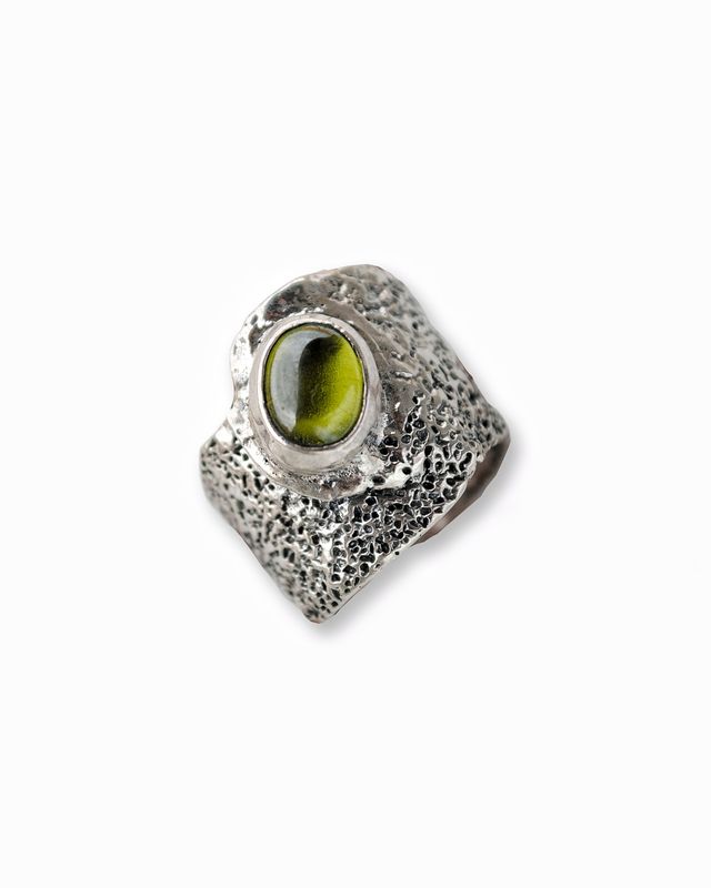 Silver ring Size 17.2 ( 7 ring size US ring )