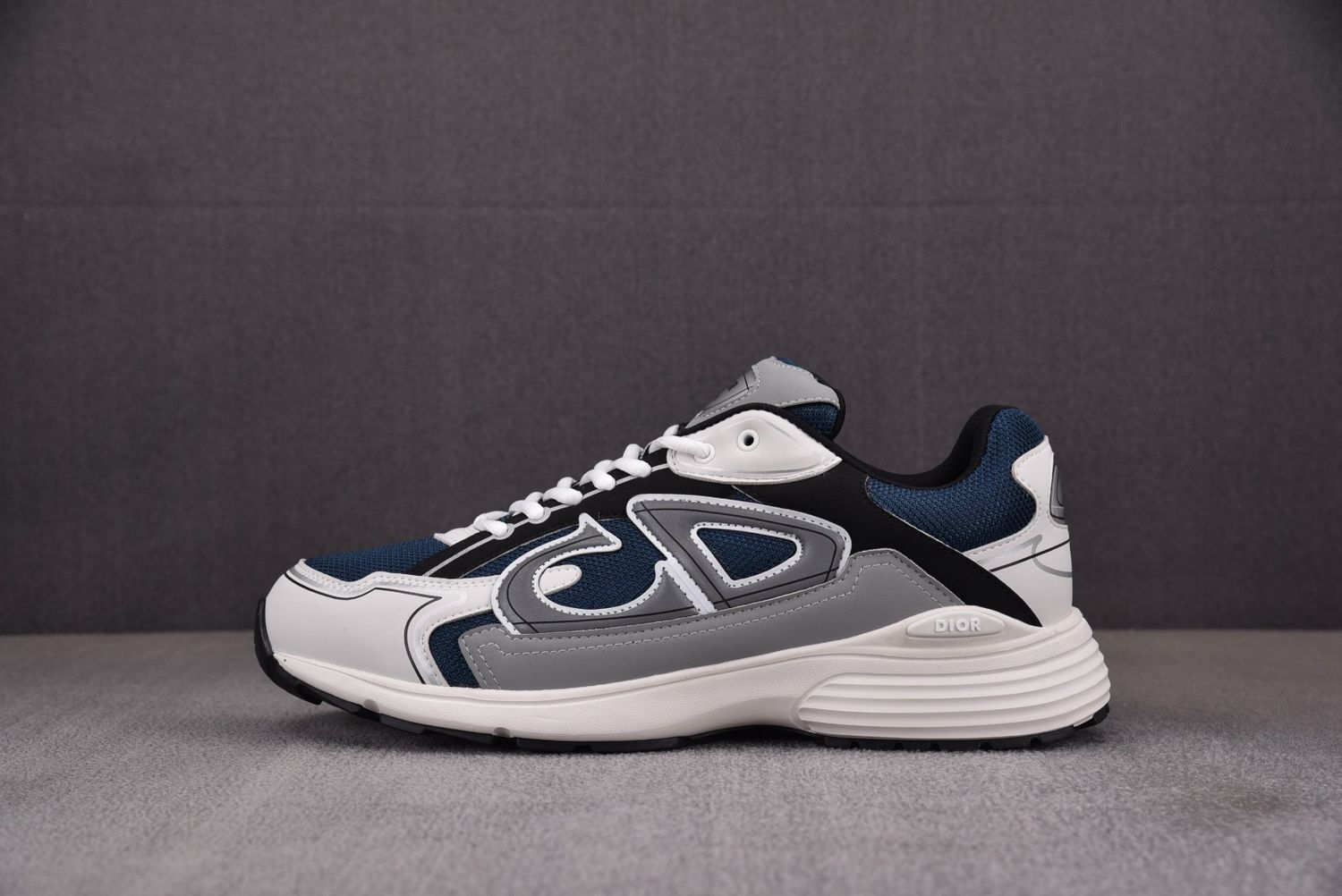 Dior B30