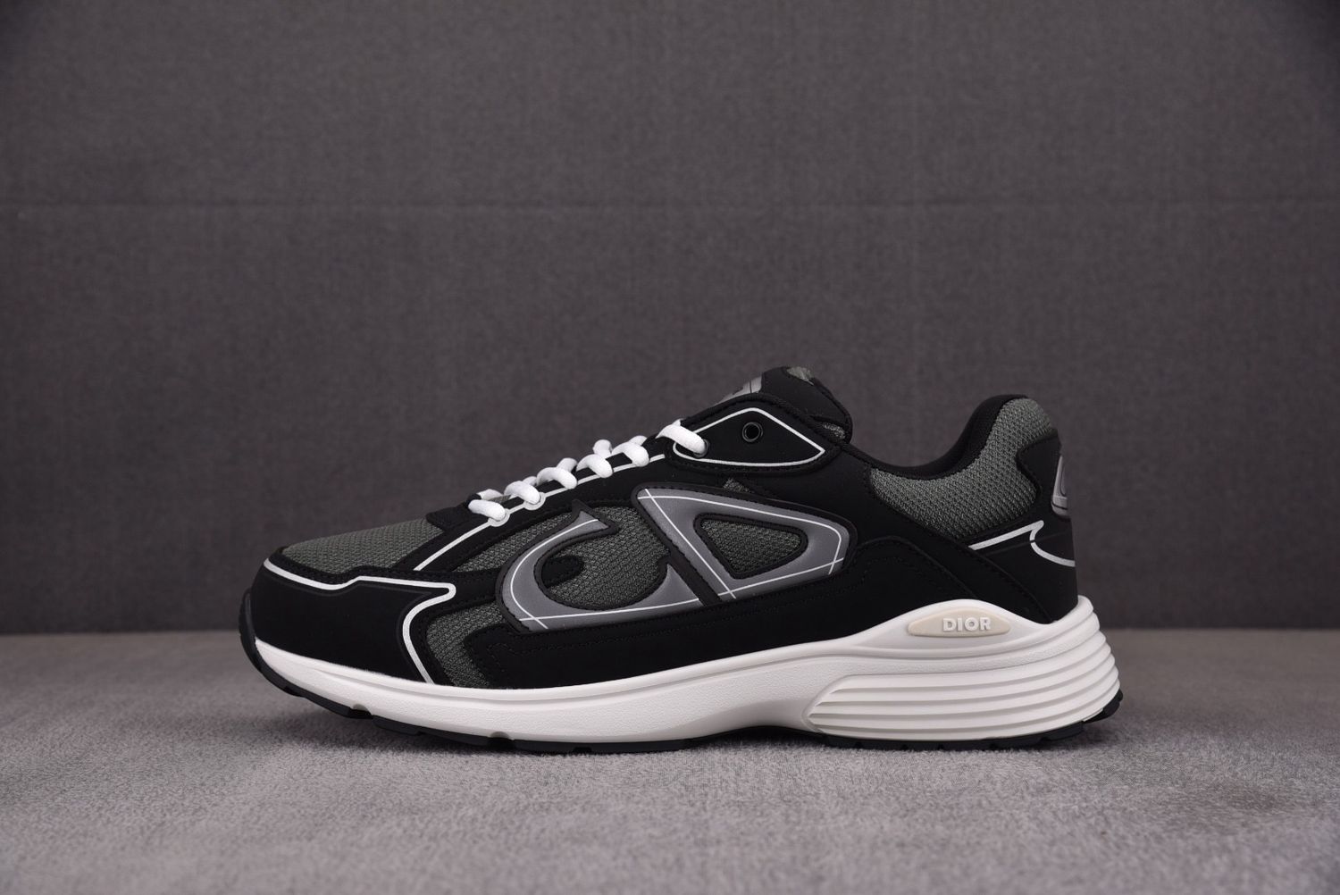 Dior B30