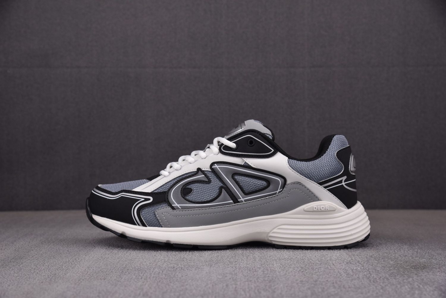 Dior B30