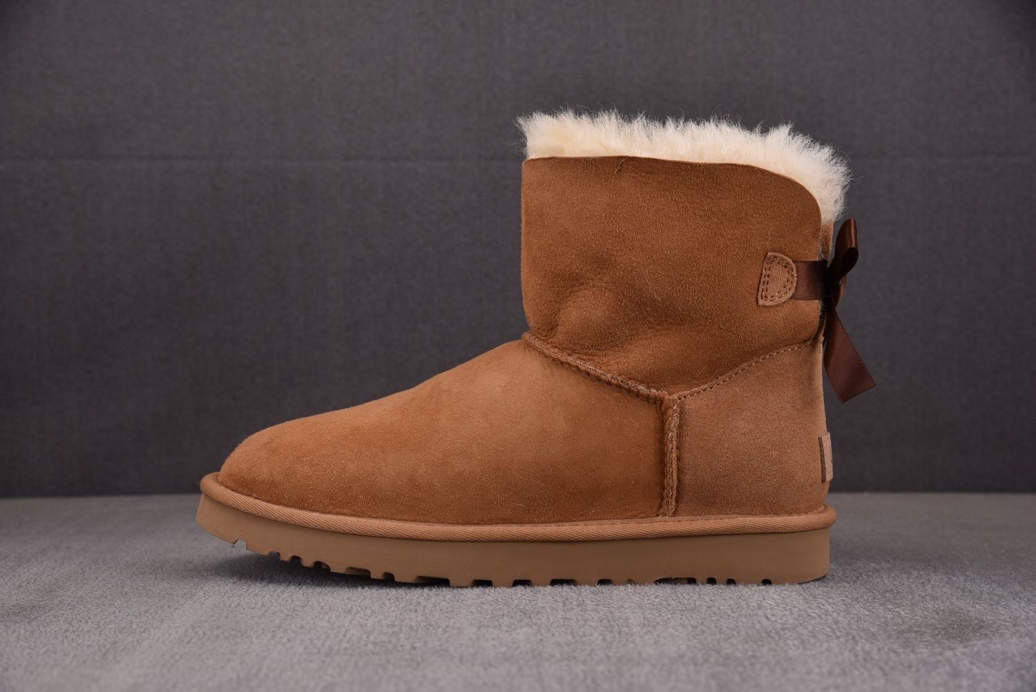 UGG Bailey