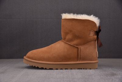 UGG Bailey