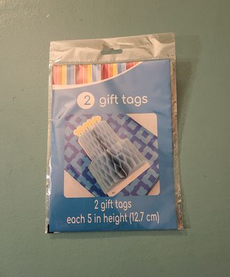 &quot;Set of Elegant Duo gift tags, 5 inches (12.7 cm) in height, perfect for decorating gifts, crafts, and special occasions.&quot;
