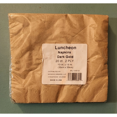 "Elegant golden cloth napkins with a luxurious design, perfect for formal dining or special occasions."