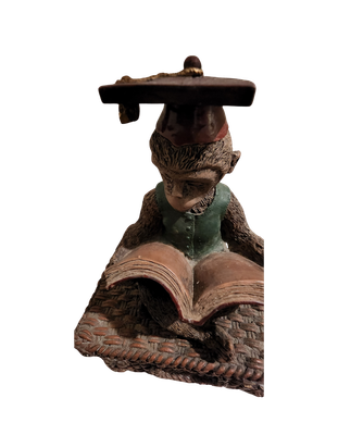 Vintage Monkey Reading Lamp – Scholar Figurine on Wicker Chest Base, Whimsical Animal Table Lamp