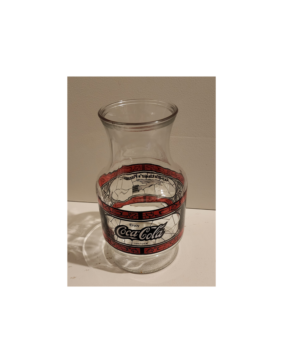 Vintage Godfather’s Pizza Coca-Cola Glass Carafe – 1980s Restaurant Pitcher – Faux Stained Glass – 29.5 oz – Libbey Glass USA