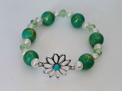 Glass Beaded Flower Bracelet