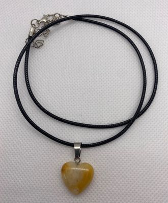 Natürlicher Steinherz Anhänger mit Schwarzer Lederkette Bernstein