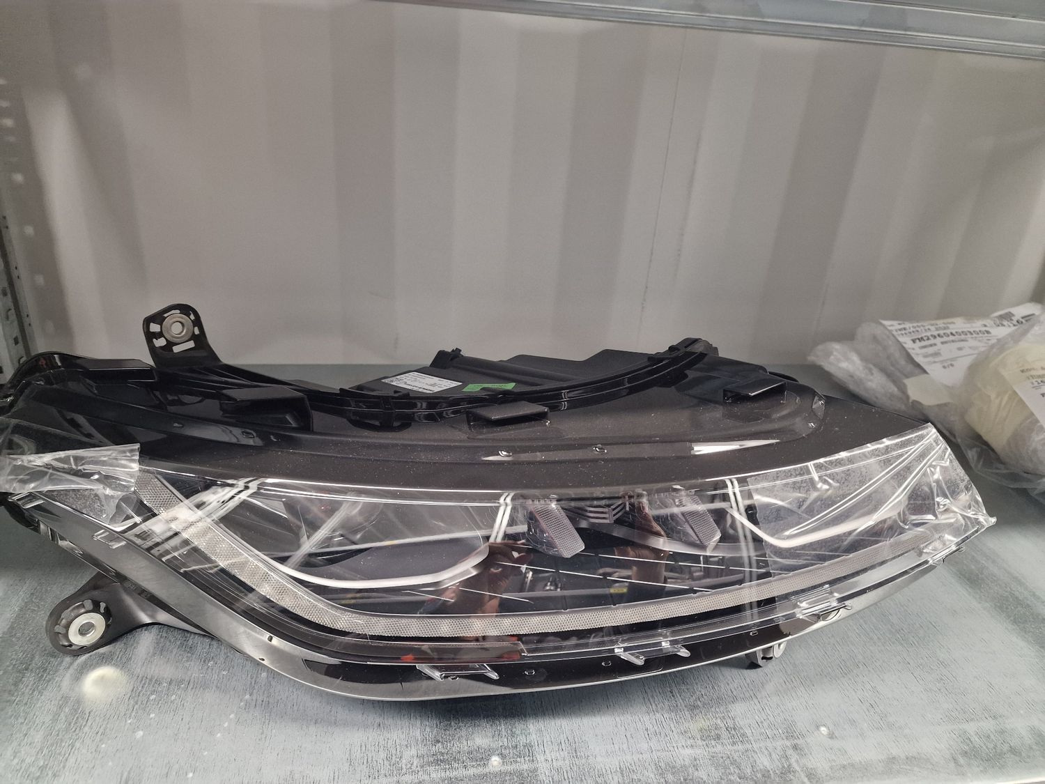 LED HEADLIGHTS LH ECE