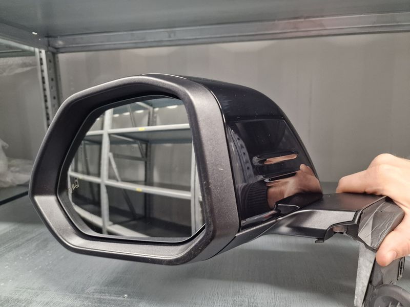 ASSY OUT MIRROR UN LH MEM PWR LOGO DIM