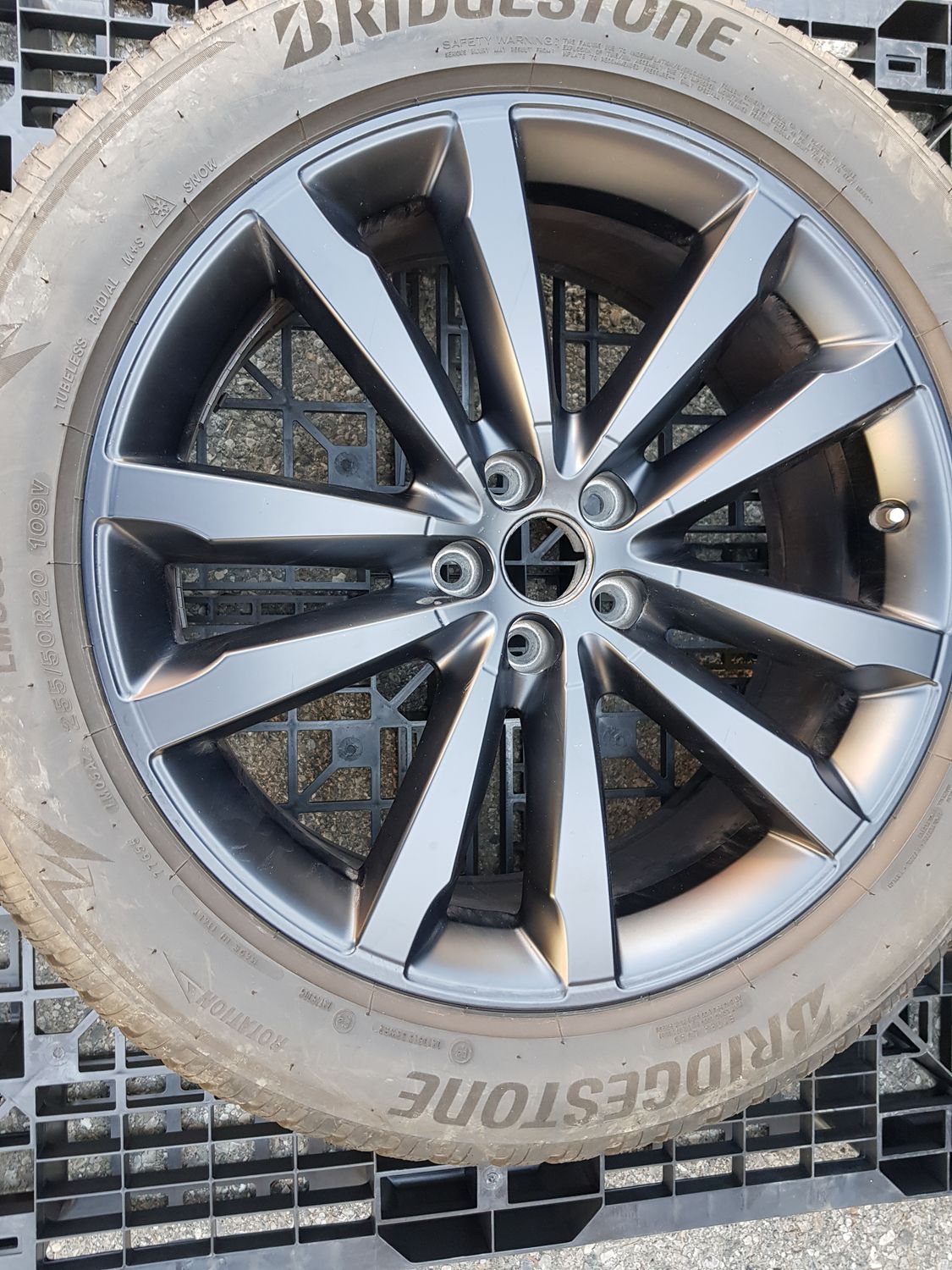 complete wheel set winter , used , 20 inch