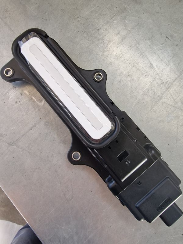 OUTER DOOR HANDLE FRT LH NFC JCWH