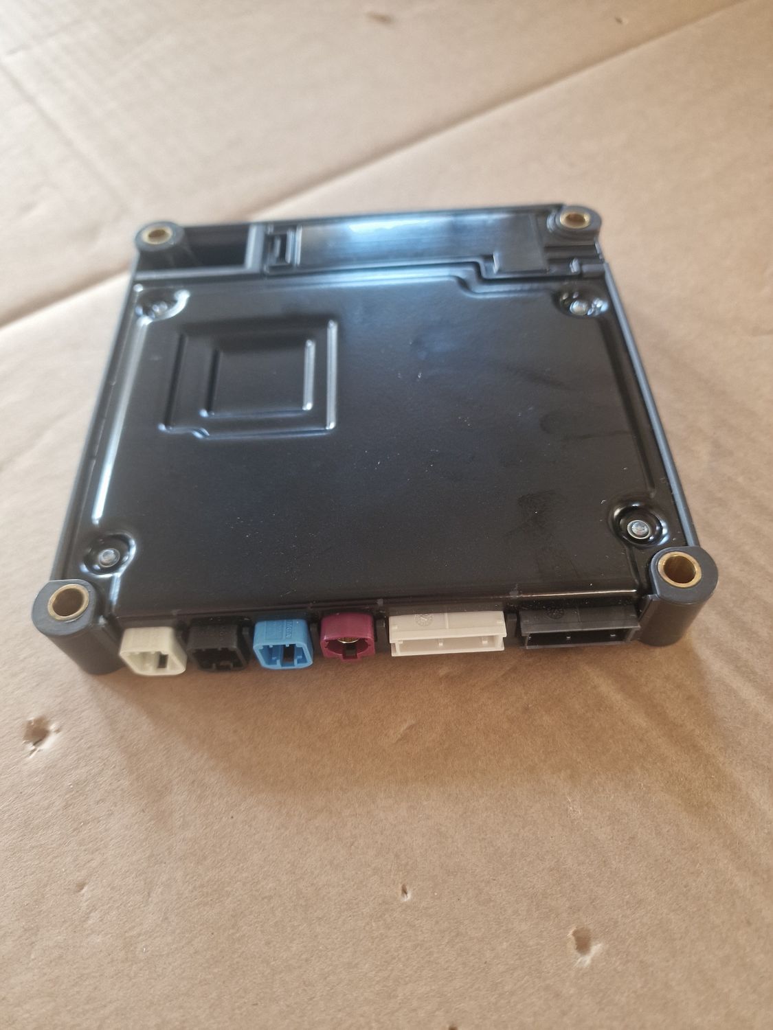 T BOX EU