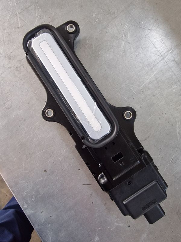 OUTER DOOR HANDLE FRT and RR RH BCSI