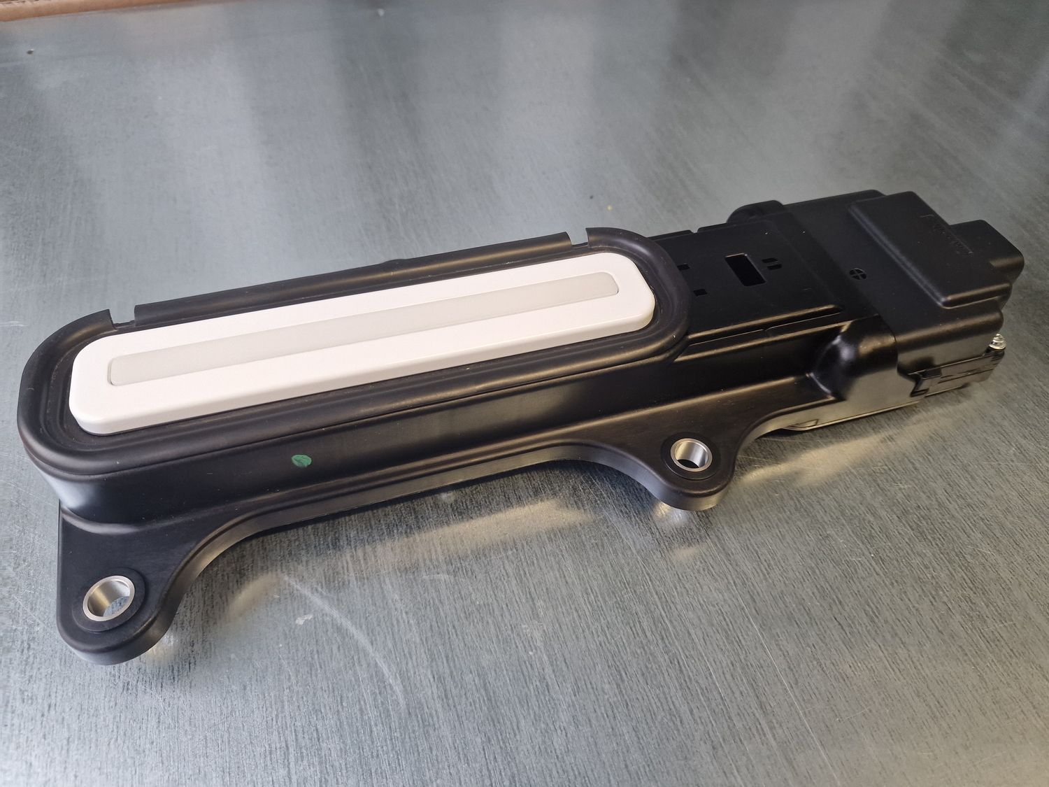 OUTER DOOR HANDLE LH NFC