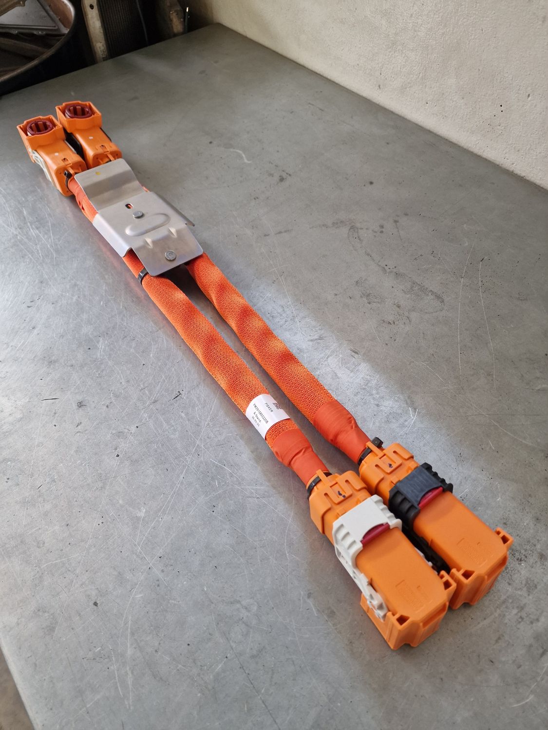 IPDU TO HVB HV WIRING HARNESS