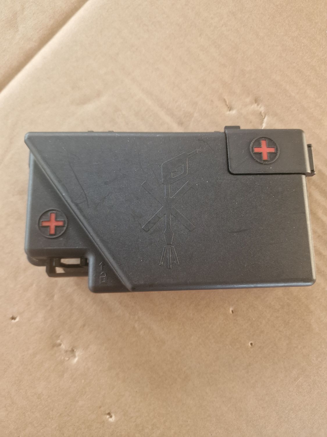 12V BATTERY COVER