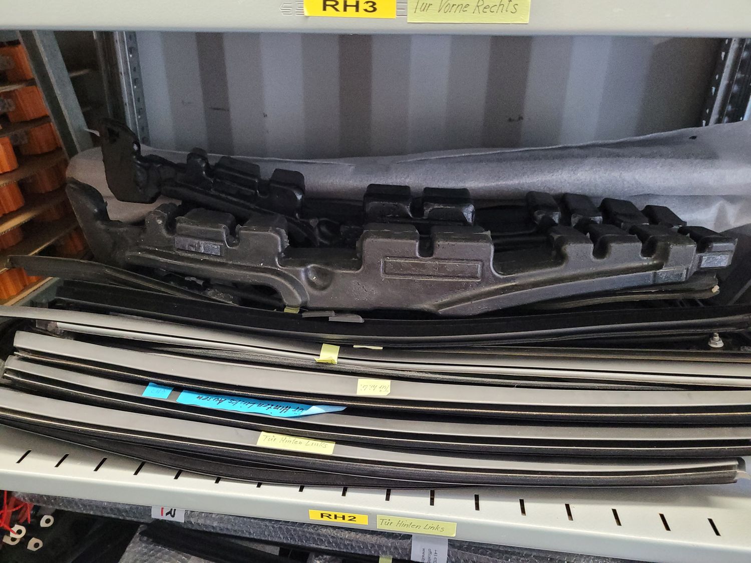 Div Ersatzteile Tür hinten links