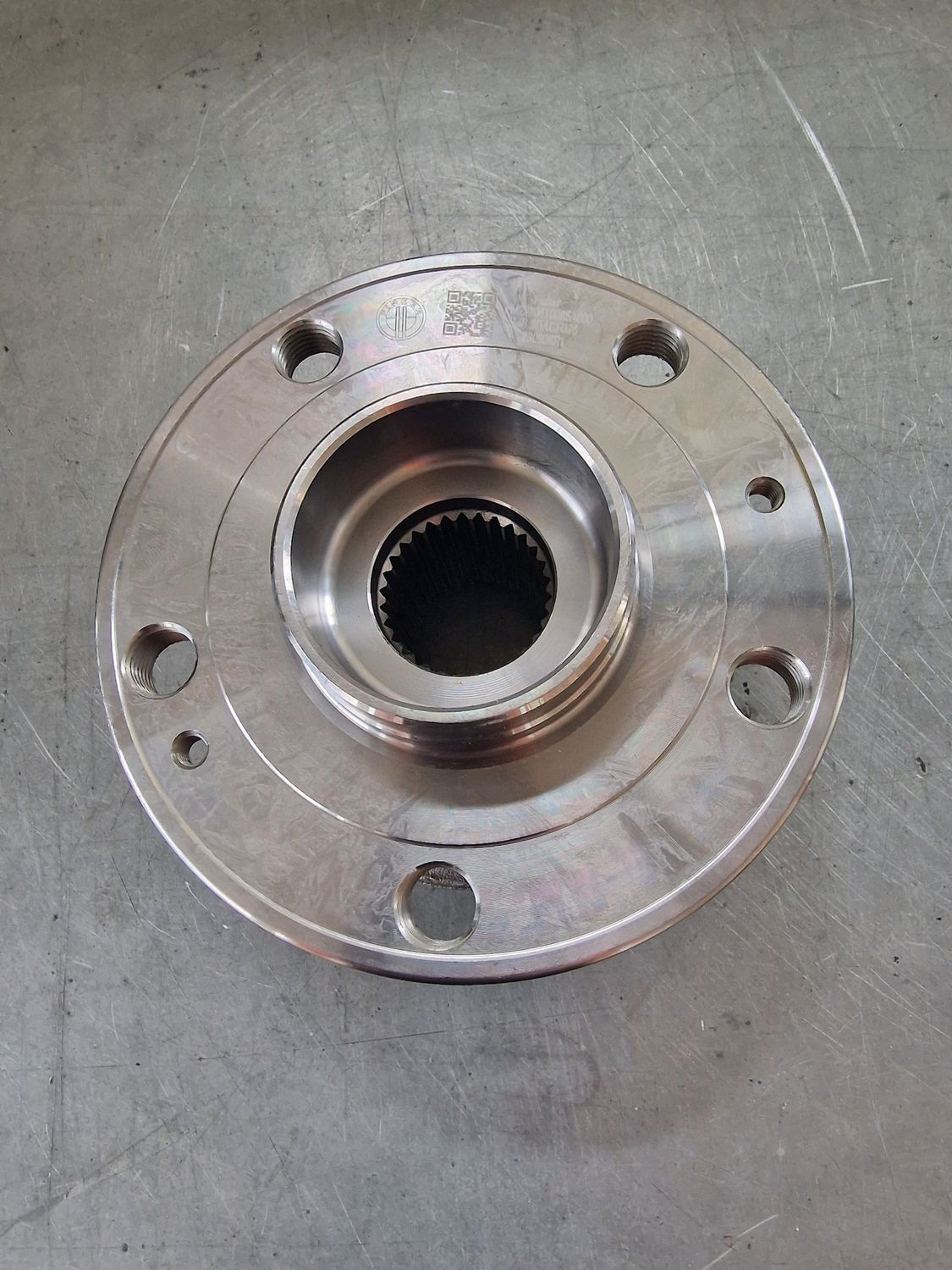 HUB BEARING DRIVEN