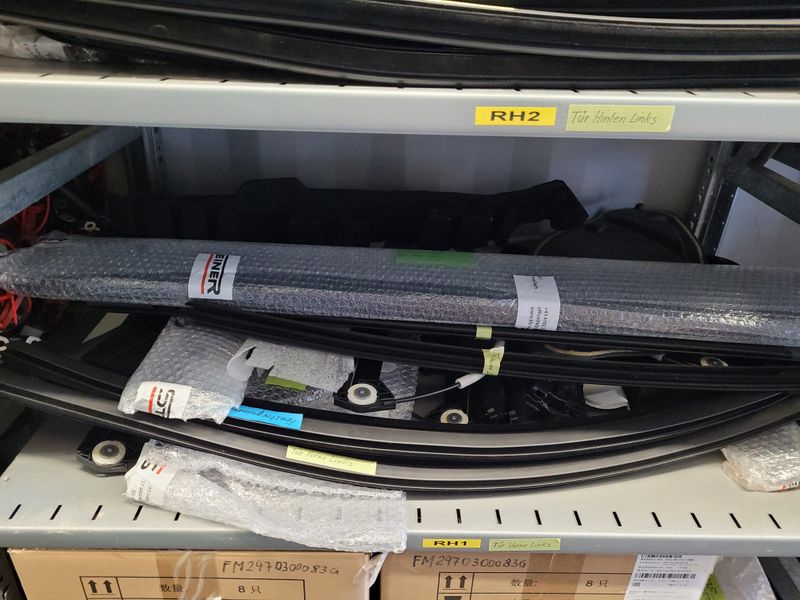 Div Ersatzteile Tür vorne links