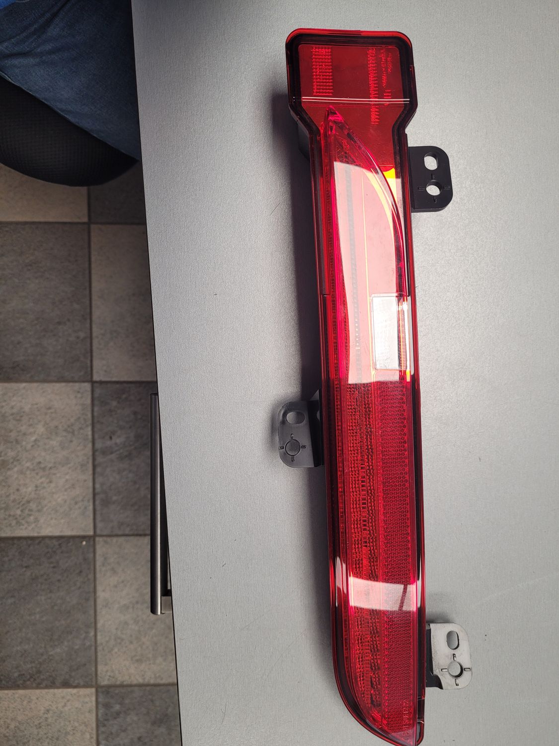 REAR BUMPER LAMP US VERSION left
