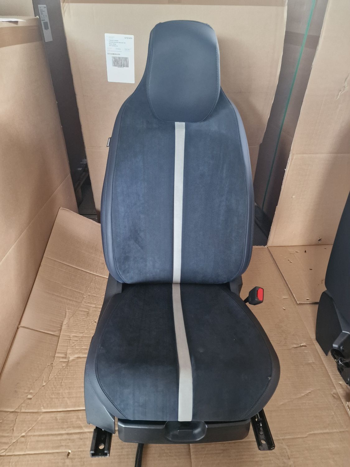 Front Seat Passanger Suede Maliblu
