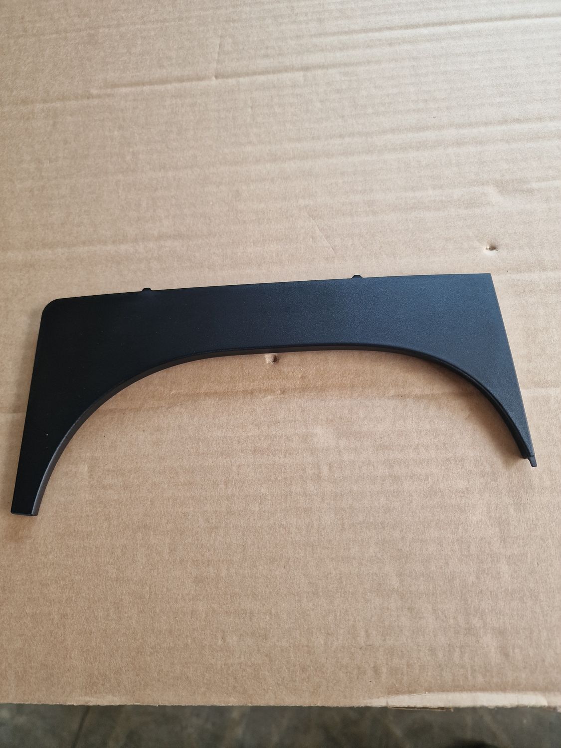 TAIL GATE TRIM ASSY CLOSING PANEL RH