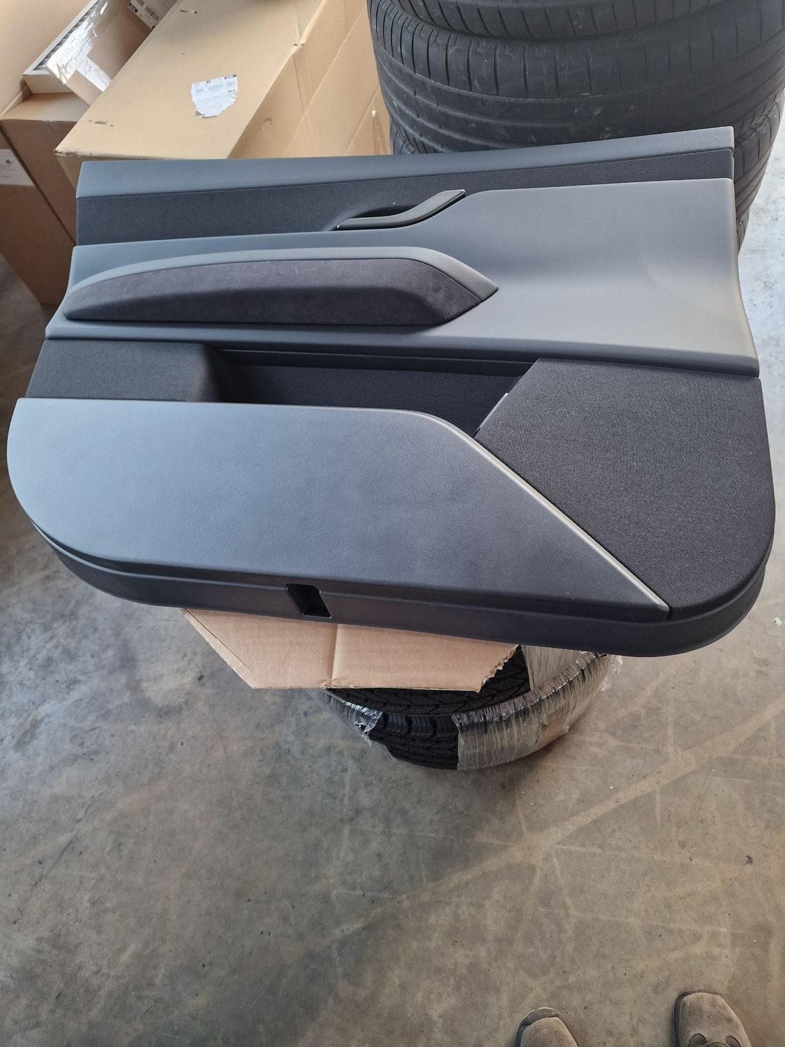 TRIM FR DOOR ASSY EX LH LHD