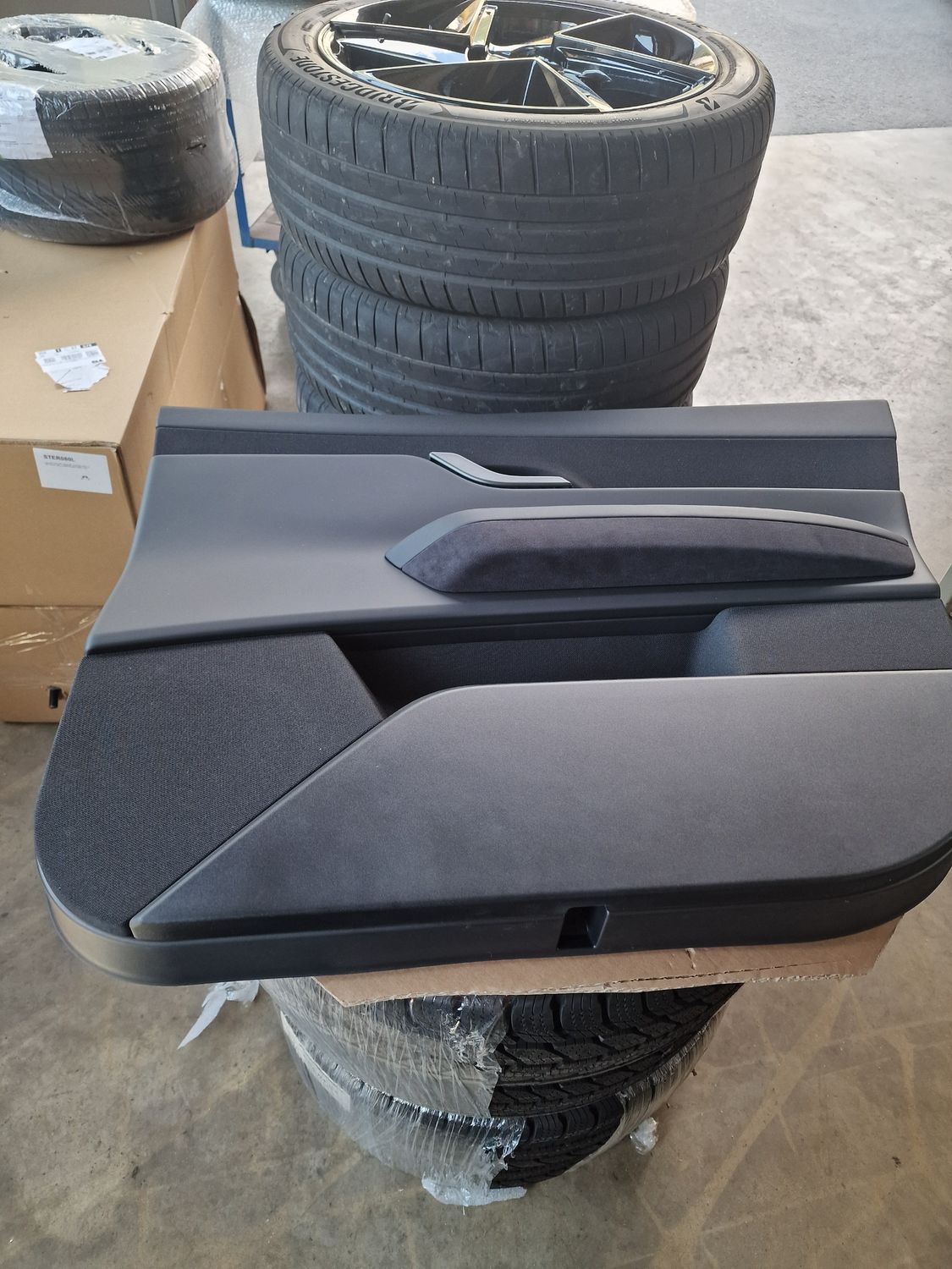 TRIM FR DOOR ASSY EX RH LHD