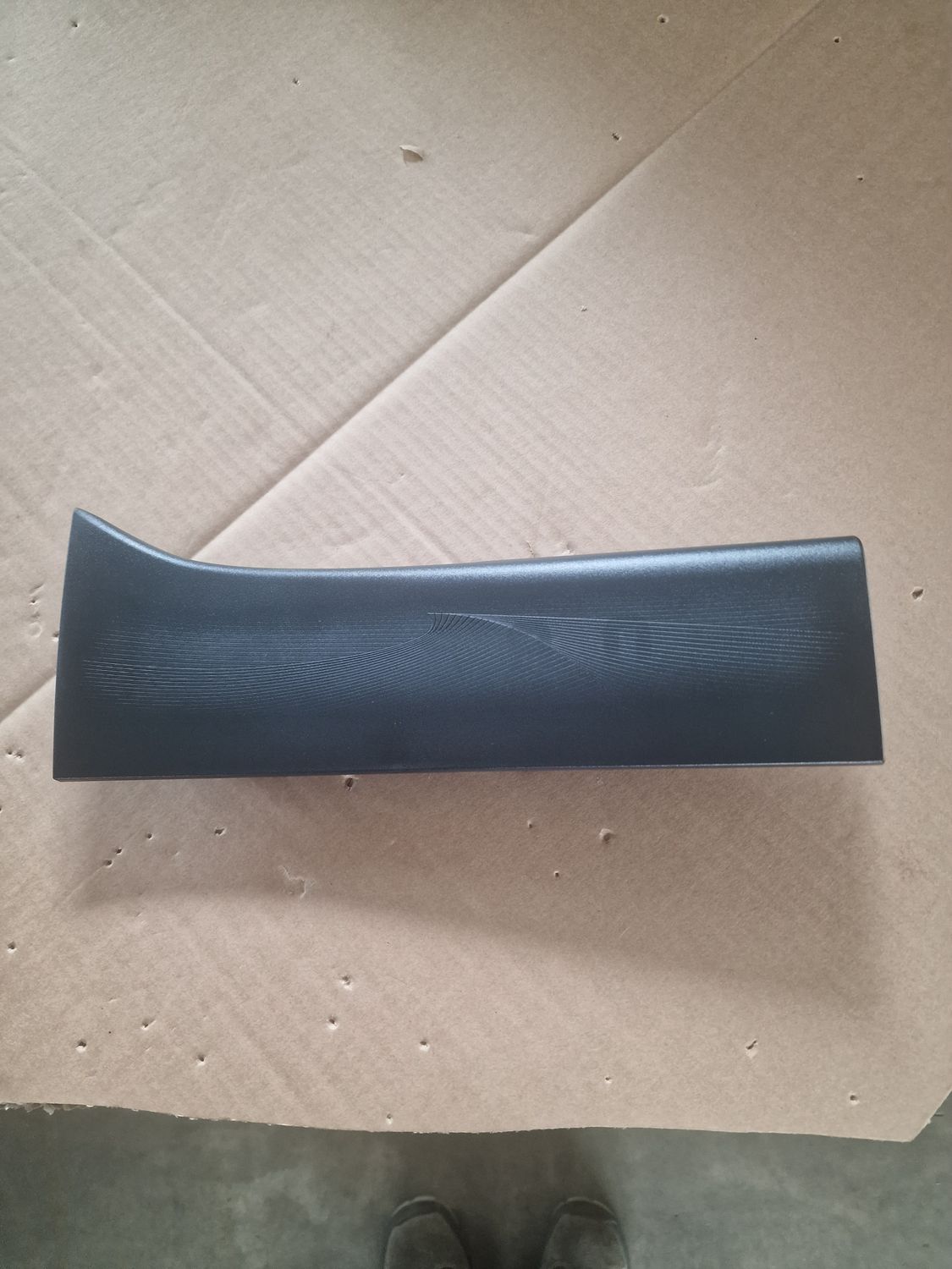 PLATE SCUFF RR ASSY RH
