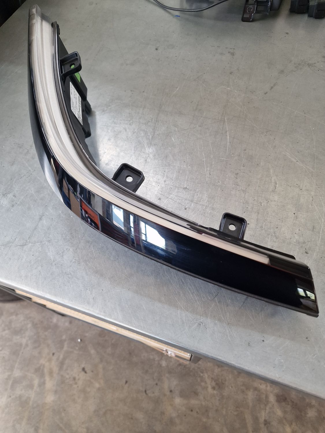 FRONT TURN INDICATOR LAMP RH