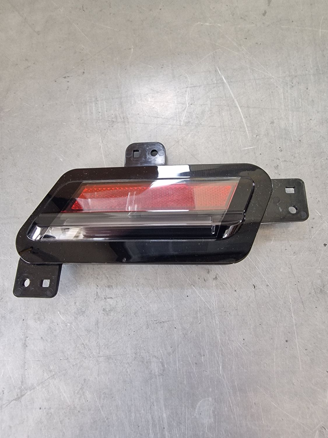 SIDE MARKER D PILLAR LH SAE Amerika
