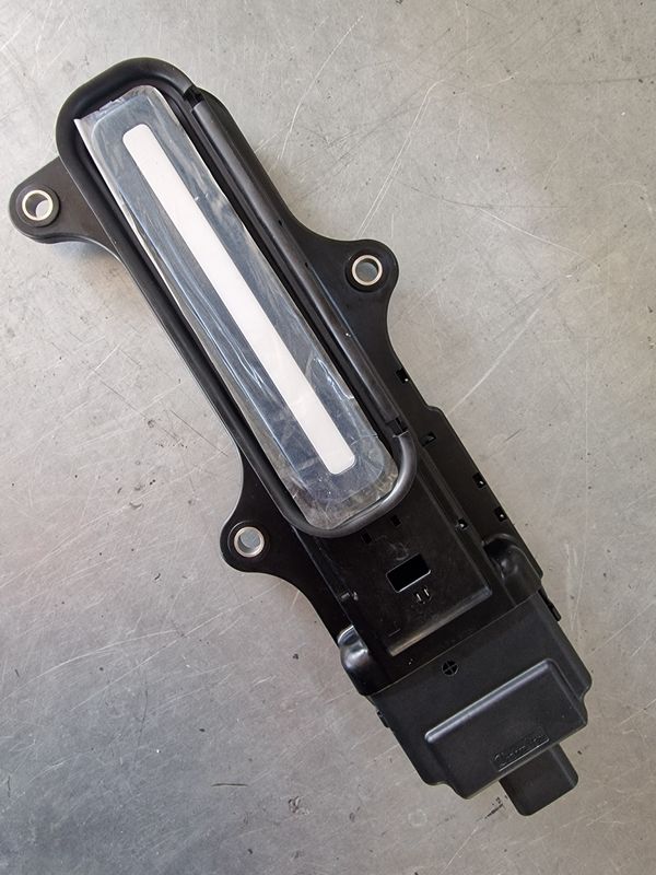 OUTER DOOR HANDLE FRT LH NFC FCBM