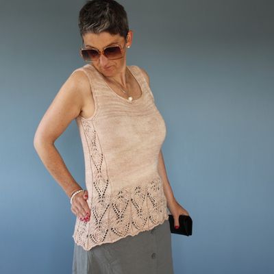 Top-down Sommertop Regensburg | Strickanleitung mit Chart &amp; Tutorials | Elegantes Design für feines Garn