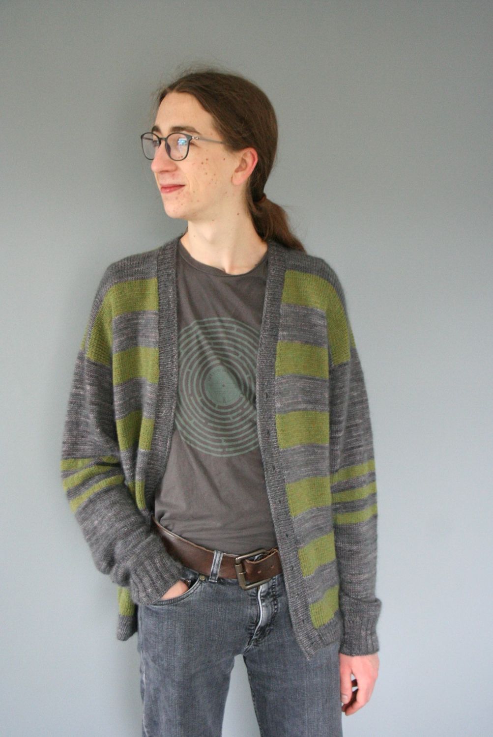 Odessa – Nahtlos gestrickte Unisex-Jacke für Damen &amp; Herren | Anleitung in 10 Größen