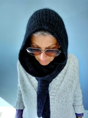 Dani Hood – Flauschiger Kapuzenschal in 3 Größen