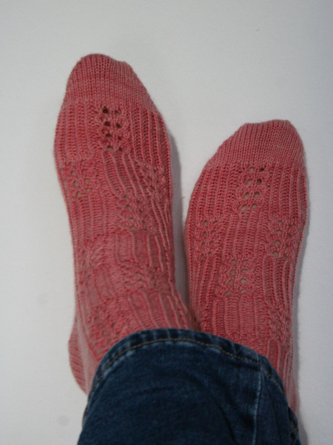 Tanz in den Mai / Anleitung für Mustersocken / Gr 26-46 / nicht schwer / süßes Muster