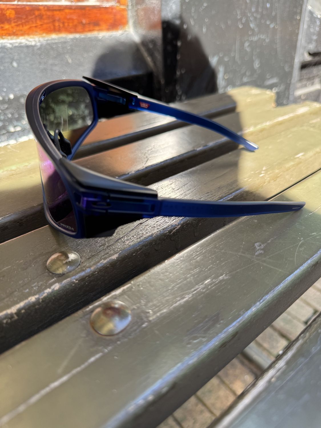 Oakley Latch Panel matte Trans Navy