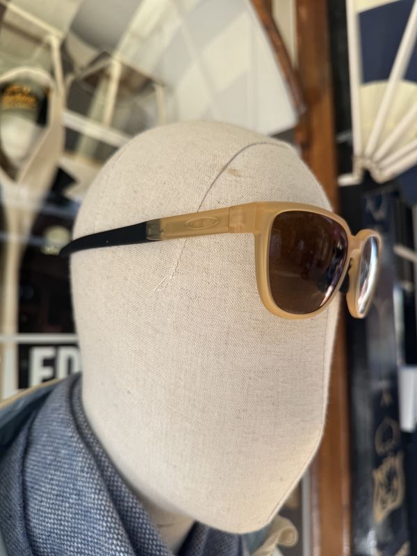 Oakley Actuator Light Curry