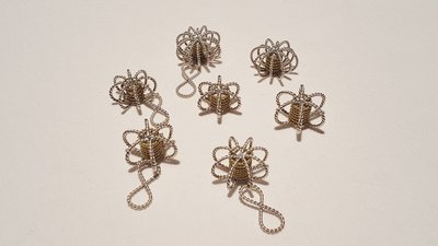 Necklace pendant harmonizers