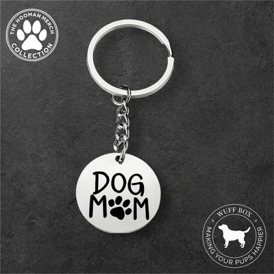 “Dog Mom” Engraved Keychain