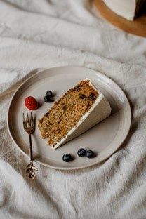 Kale, Carrot and Cinnamon Cake (Thank Goodness)