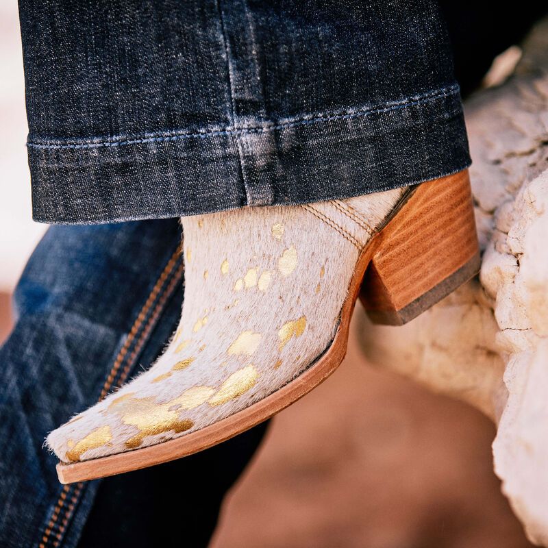 ARIAT WMS DIXON HAIR ON METALLIC BOOTS, Color: White, Size: 7