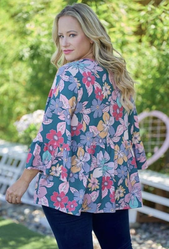Plus Size Floral Printed Knit Top 