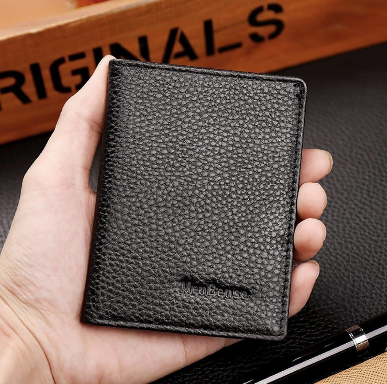 Genuine Leather Mens Billfold/Wallet
