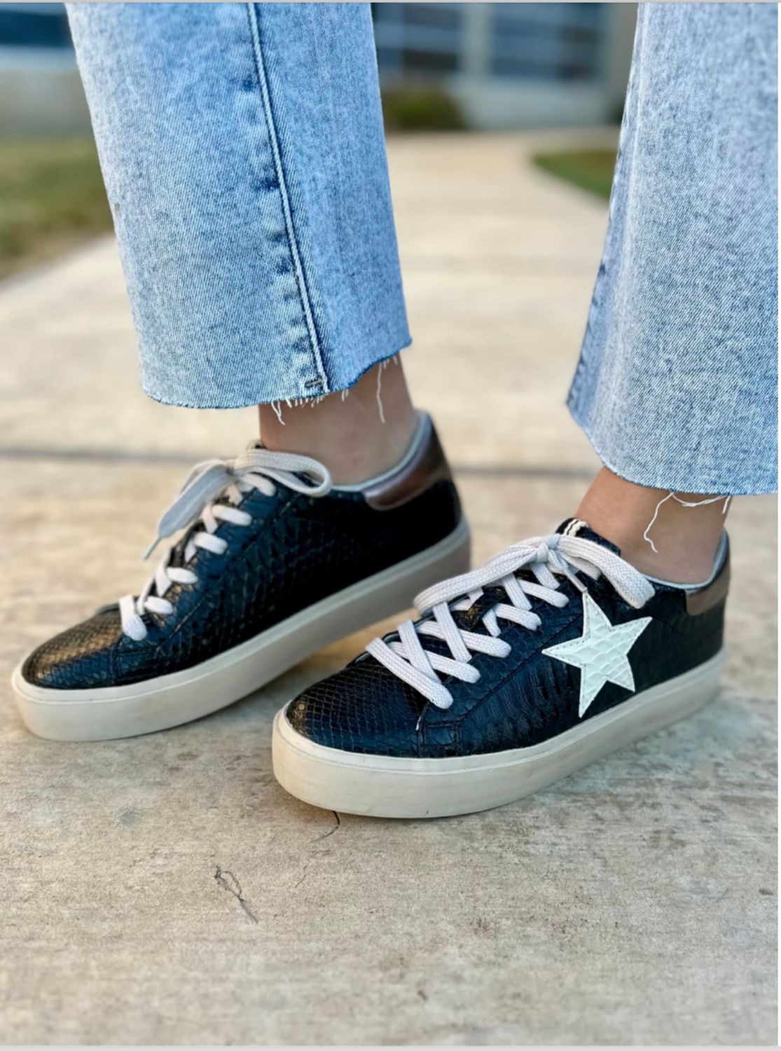 ShuShop Reba Black Snake Sneakers, Color: Black, Size: 6