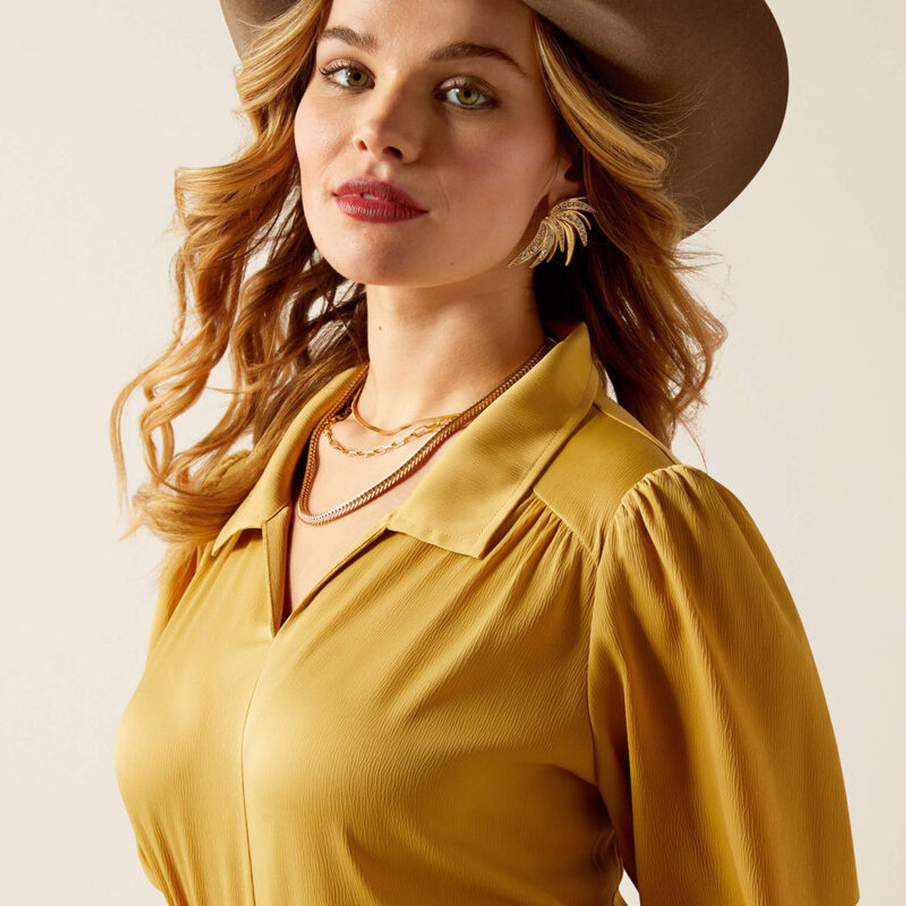 Ariat Women&#39;s Shimmer LS Top, Color: Antelope, Size: S