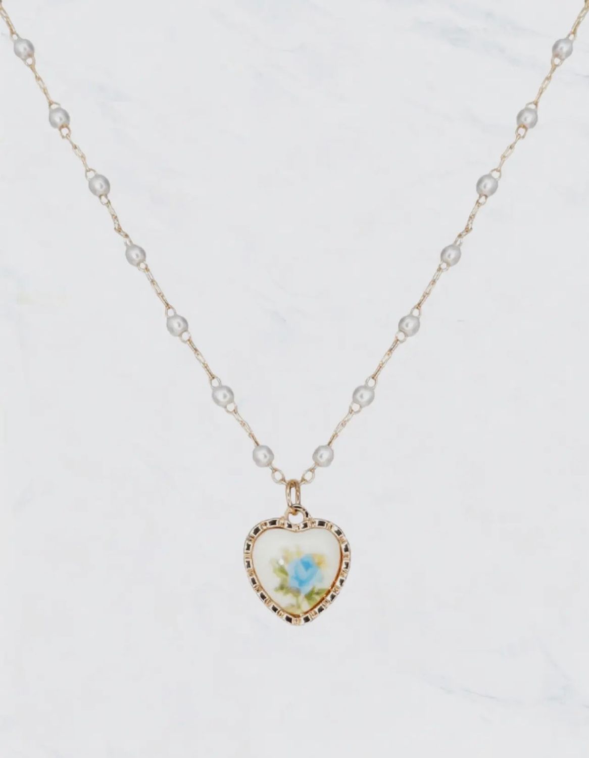 Vintage Rose Heart Pendant Necklace